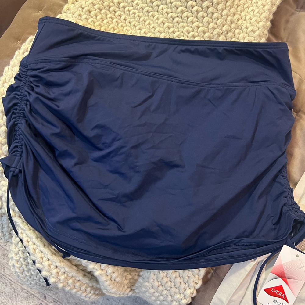 New Lands’ End Navy Lycra Swimskirt
